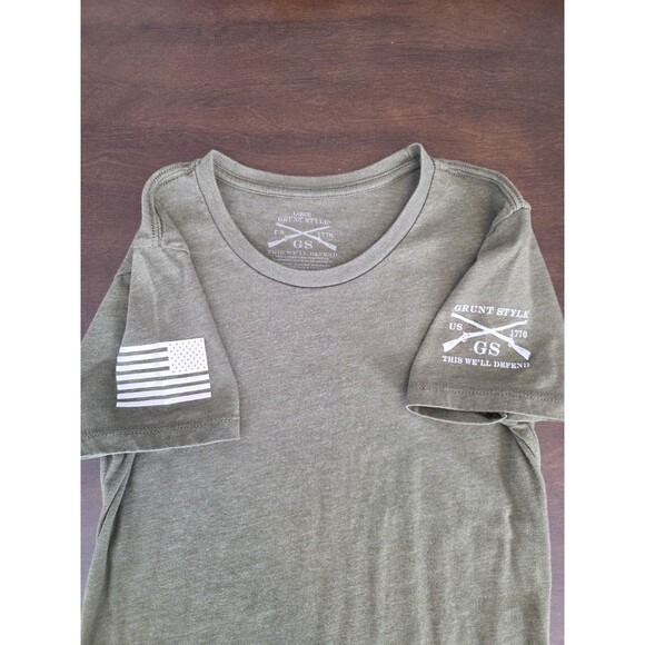 Womens Grunt Style Fitted T Shirt Sz L Green W White Flag - Picture 2 of 5